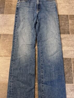 MOTHER women’s jeans, the kick it, tequila sunrise wash, size 25, has flaw